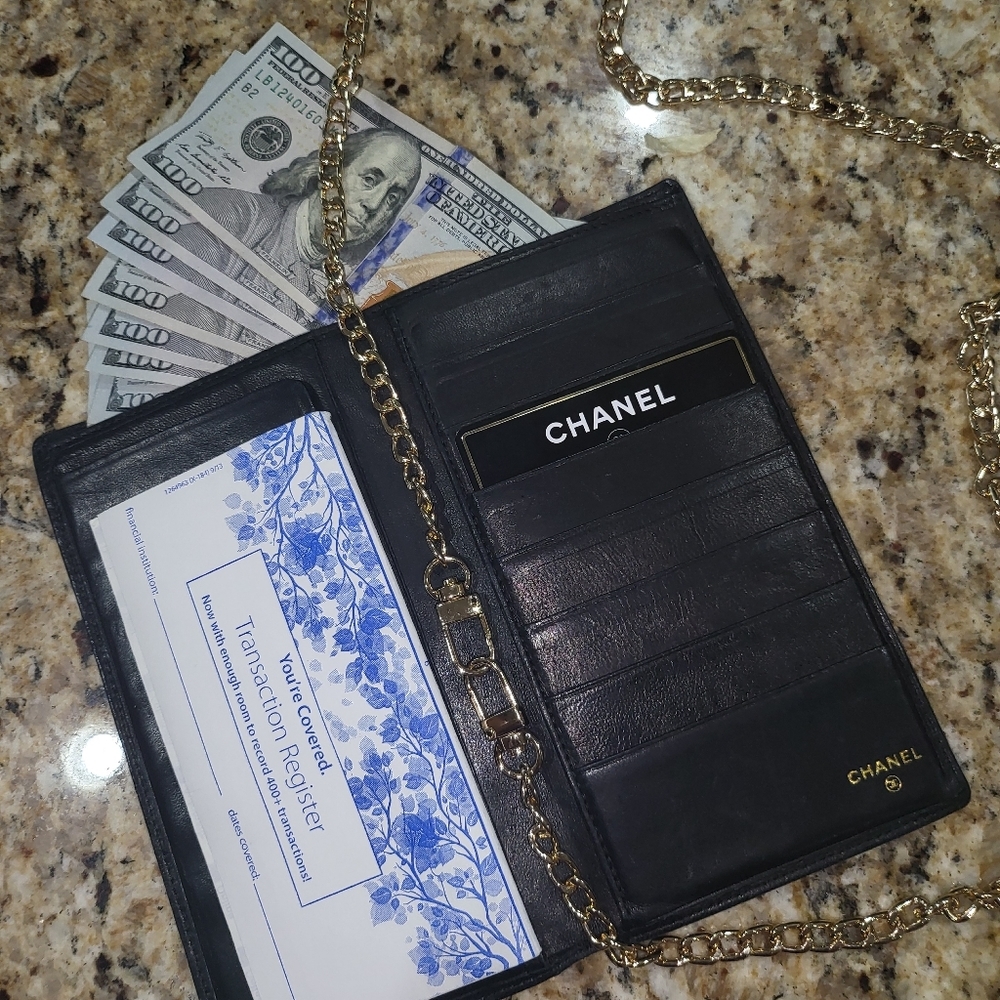 Chanel WOC - Picture 5 of 6
